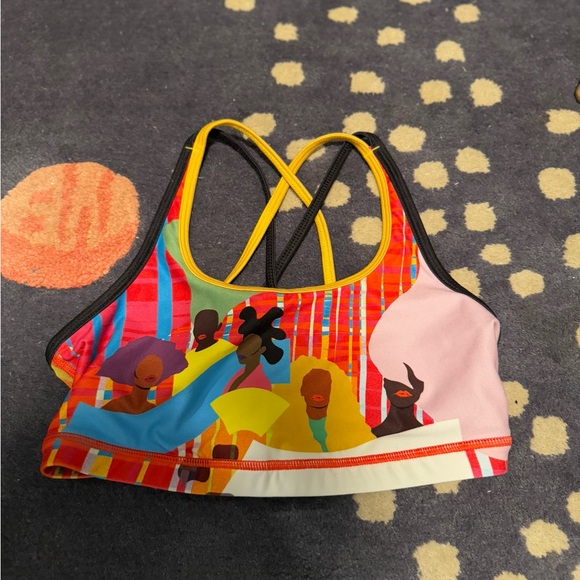 Peloton x Monica Ahanonu Strappy Bra and High-Waisted Leggings - Size Medium - Picture 5 of 7